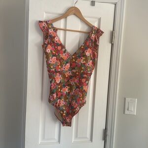 Summersalt 12 Tall Long Torso Ruffle Backflip Pink Floral One Piece Swimsuit